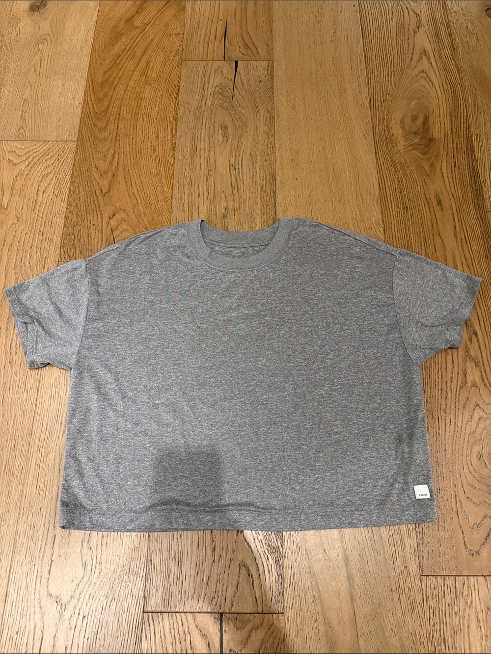 Vuori Gray Relaxed Crew Short Sleeve boxy Tee